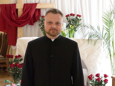 Раймундас Юролайтис поздравляет всех католиков со светлой Пасхой - В Висагинасе