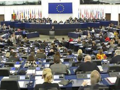 Страны ЕС разошлись во мнениях по условиям спасения Греции                                 - В Мире