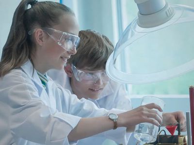 Объявлен конкурс на должность преподавателя в "Newton's room" - Вакансии