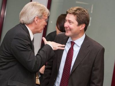 Ministerijos skaičiuoja išeitines kompensacijas buvusiems viceministrams ir patarėjams - Lietuva ir Baltijos šalys