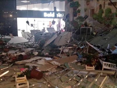 В торговом центре в Минске обрушился потолок - В Мире