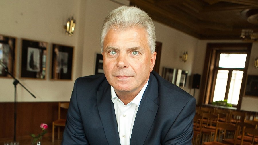 Мэр Утeнского района Катинас признан виновным в злоупотреблениях служебным положением - Литва и страны Балтии