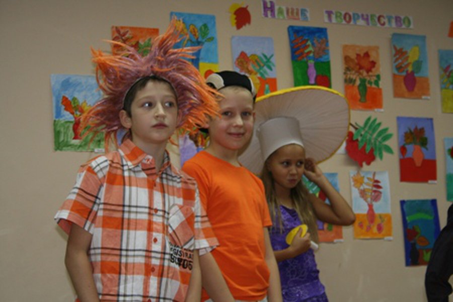 Праздники в средней школе «Draugystės»                                                                                 - В Висагинасе