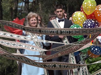 В гимназии "Atgimimo" прозвенел последний звонок (видео) - В Висагинасе