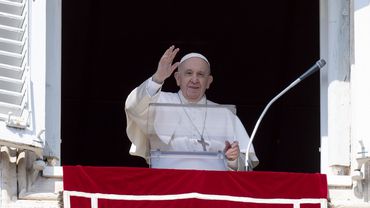 Президент поздравил Папу Римского Франциска с девятой годовщиной избрания