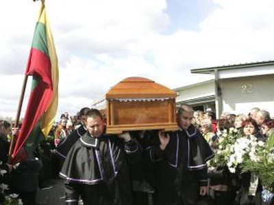 Каунасское дело о педофилии должно стать достоянием гласности - Литва и страны Балтии