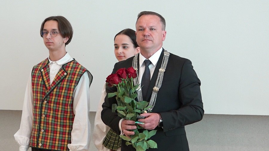 Эрландас Галагуз принял присягу и официально вступил в должность мэра (видео) - Служба региональных новостей