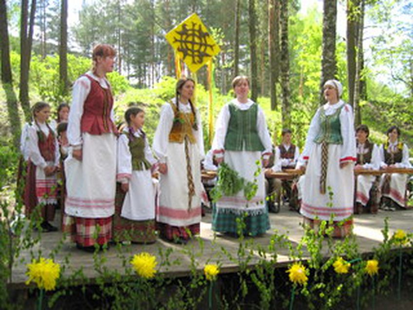 «Sekminės» - литовские «зеленые святки» 