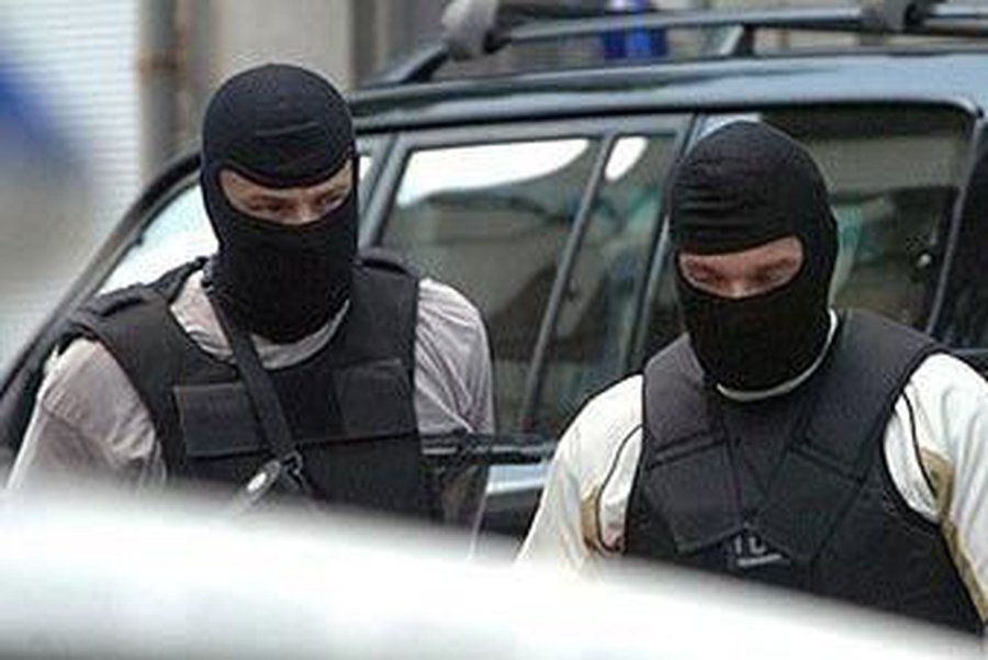 В Бельгии в результате поджога мечети погиб имам                                 - В Мире