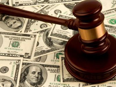 Суд отменил арест, назначенный Апелляционным судом судье В. Кажису - Литва и страны Балтии