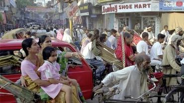 Жителей Индии соблазняют на стерилизацию самой дешевой в мире машиной                         