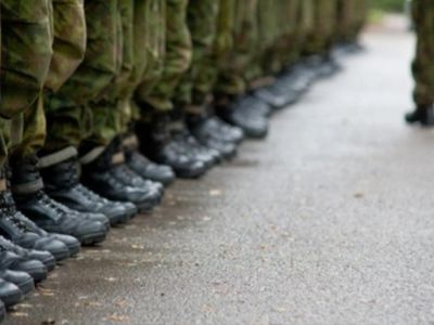 Ищешь работу? Приходи служить в армию! - В Висагинасе