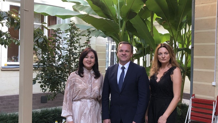 Лейла Урманова-Внукова: «Чтобы полюбить Узбекистан, о нем нужно узнать» - В Висагинасе