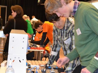 Nacionalinėse mechatronikos varžybose pergalę iškovojo visaginiečiai - Visagine