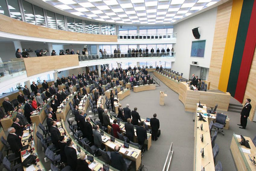 Литовские политики призывают Евросоюз возобновить санкции против Лукашенко


