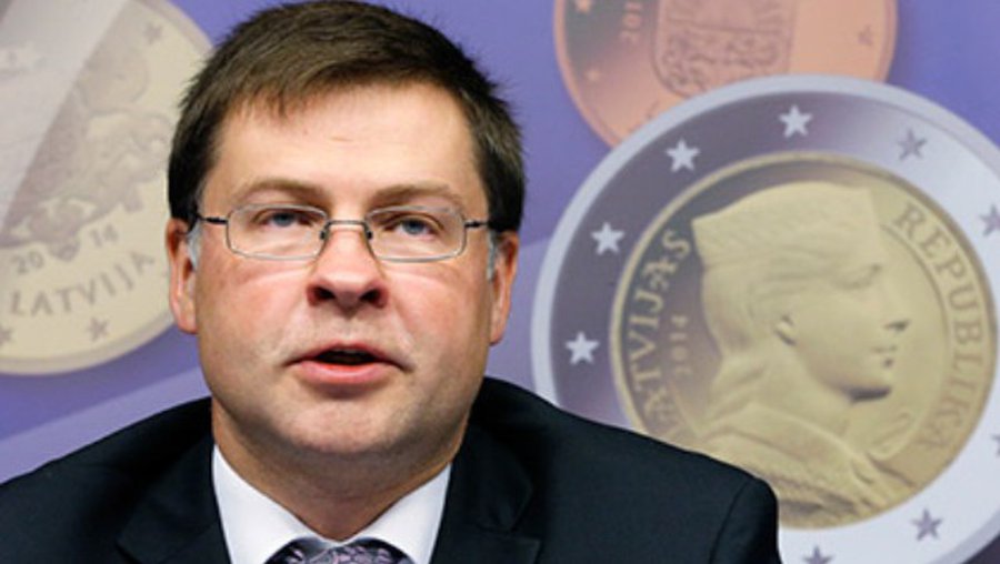 Премьер Латвии подал в отставку - Литва и страны Балтии