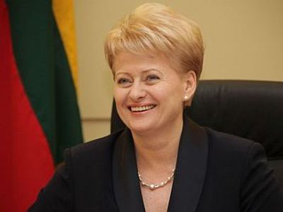 Президент Литвы с Ангелой Меркель наметят меры противодействия кризисам в экономике - Литва и страны Балтии