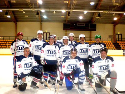 Трус не играет в хоккей!                                 - В Висагинасе