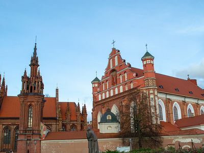 Службы с верующими в Литве возобновляются в среду - Литва и страны Балтии