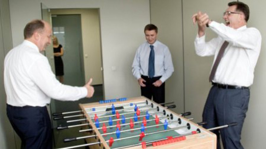 Опрос: правительство Буткявичюса пока в два раза популярнее, чем Кубилюса - Литва и страны Балтии