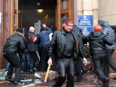 Беспорядки в центре Харькова: двое погибших - В Мире