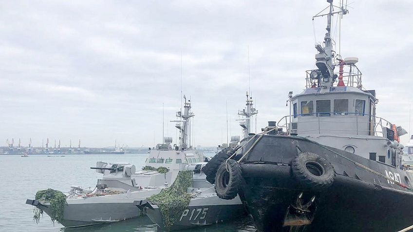 В Крыму задержаны 24 моряка ВМС Украины после нарушения госграницы