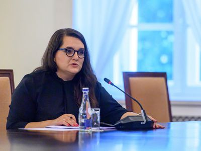 В связи с ростом цен Президентура предлагает обсудить &quot;семейные карточки&quot; на продовольствие - Литва и страны Балтии