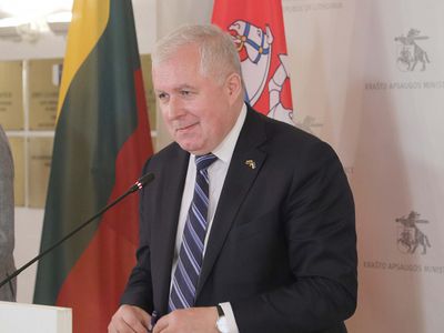 Министры обороны стран Восточной и Центральной Европы договорились вместе добиваться укрепления восточного фланга НАТО - В Мире