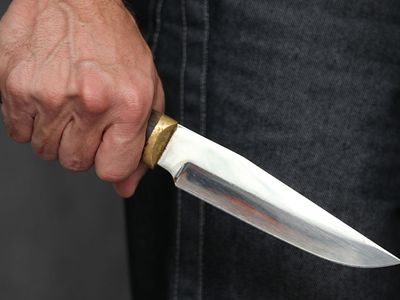 В Китае шесть человек пострадали в результате вооруженного нападения на вокзале - Происшествия и криминал