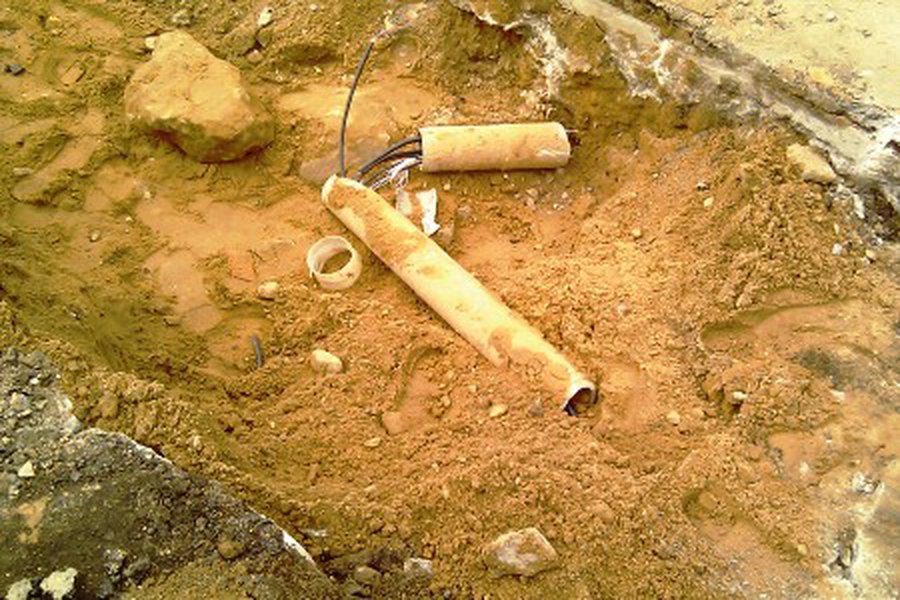 Незадачливые строители оставили без Интернета жителей двух домов                 - Новости TTS