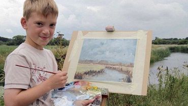 Девятилетний художник пользуется успехом у покупателей