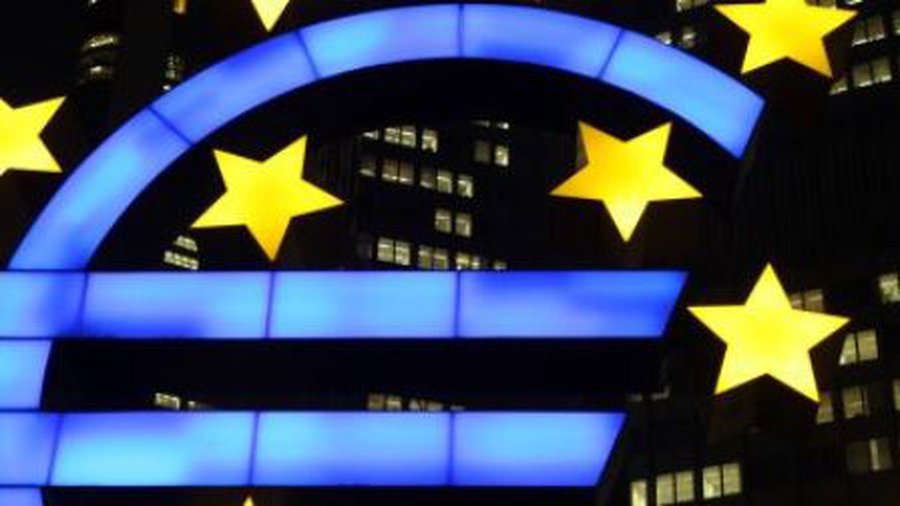 Опрос: введение евро поддерживают полмиллиона жителей Латвии - Литва и страны Балтии