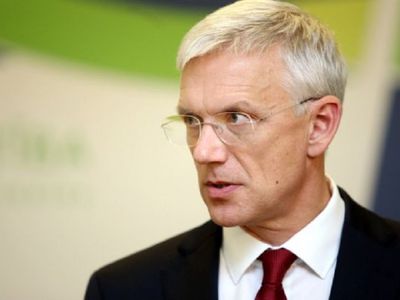 Правительство Латвии пообещало вслед за Эстонией снизить акциз на алкоголь - Литва и страны Балтии