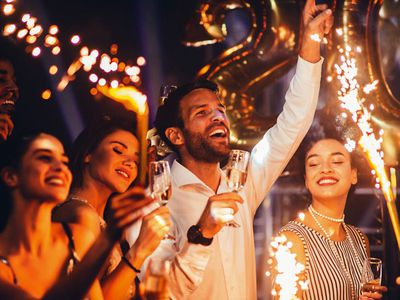 Невероятный рождественский подарок: американское предприятие распределило своим 200 работникам 10 млн. долларов - Это интересно