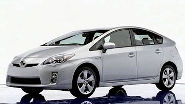 Появились фотографии нового Toyota Prius
