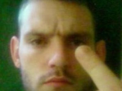 Британские полицейские поймали грабителя — звезду Facebook - Происшествия и криминал