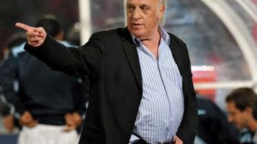 Тренер сборной Аргентины по футболу ушел в отставку
