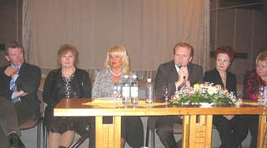 Городская власть отчиталась  сама перед собой

 - В Висагинасе