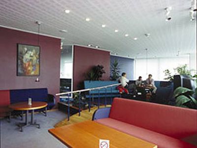 Официантка в Риге пострадала из-за русского языка - Литва и страны Балтии