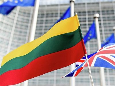 Двух литовских дипломатов объявили персонами нон грата в Белоруссии - В Мире