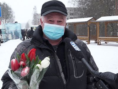 Висагинские мужчины поздравляют женщин с 8 Марта! (видео) - В Висагинасе