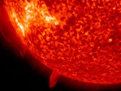 NASA: магнитное поле Солнца скоро «перевернется» - Наука и здоровье