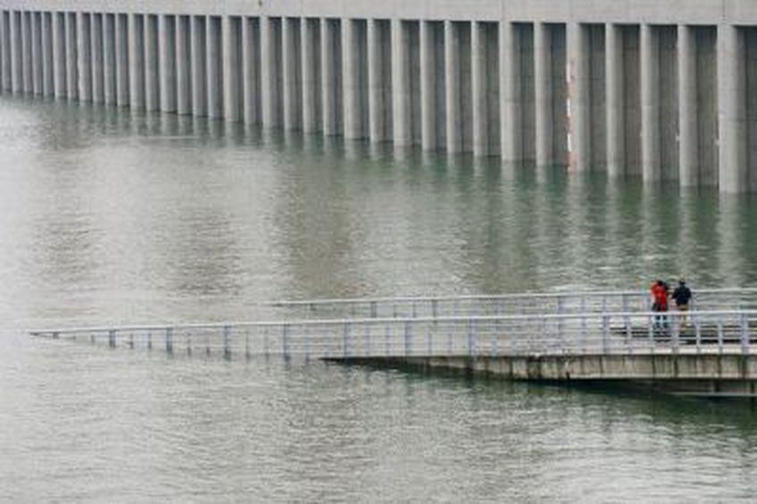 Teršalai Jangdzės upėje Kinijoje sukėlė paniką