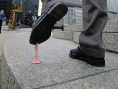 Gamins mažiau lipnią kramtomąją gumą - Pasaulyje