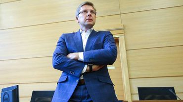 В Латвии проходит сбор подписей под призывом восстановить Ушакова на должности мэра Риги