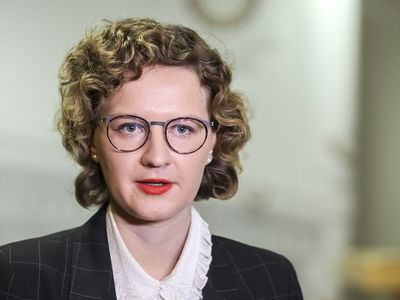 А. Армонайте: продление карантина не должно обуславливаться желанием властей контролировать людей - Литва и страны Балтии