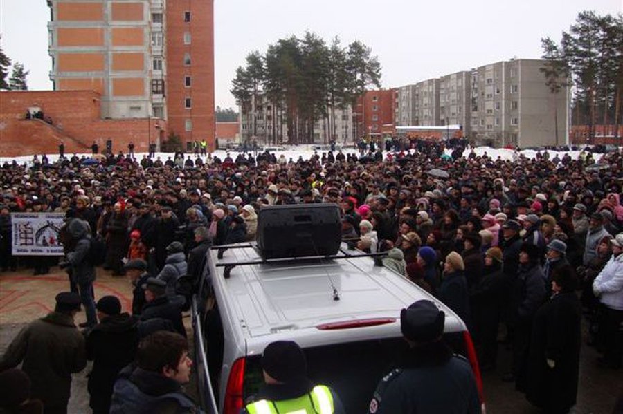 Митинг не прошел даром: висагинцы получат компенсацию на отопление
 - В Висагинасе