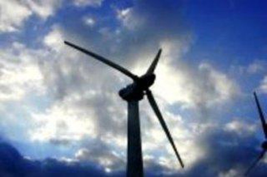 Europa vienijasi atsinaujinančios energijos jėgainių statybai - Pasaulyje