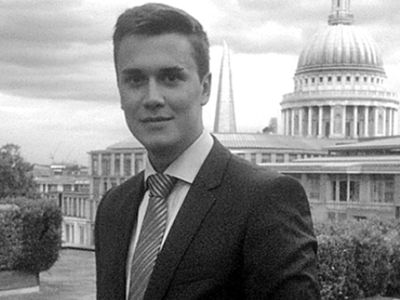 Белка в офисном колесе - В Мире