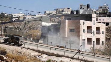 Izraelis pradėjo griauti palestiniečių namus rytiniame Jeruzalės priemiestyje